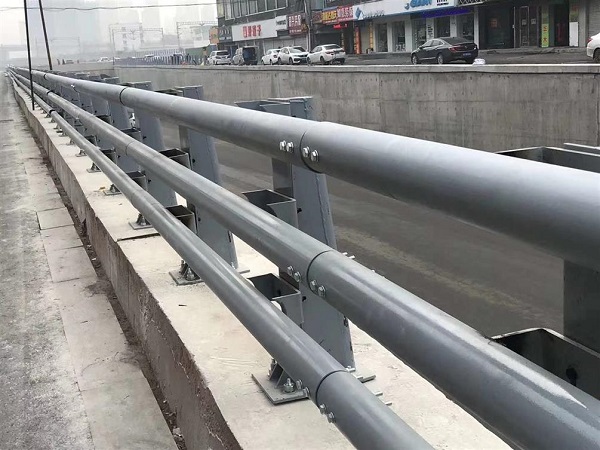 防撞護(hù)欄J56